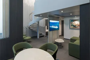 Сьют Royal Duplex Yacht Club