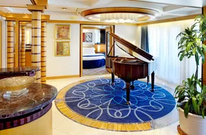 Сьют Royal с балконом на Adventure Of The Seas