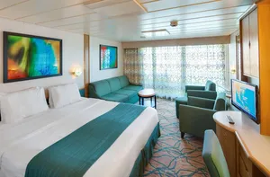 Сьют Sunset Junior на Vision Of The Seas