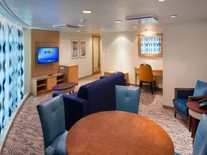 Сьют с 2 спальнями на Jewel Of The Seas