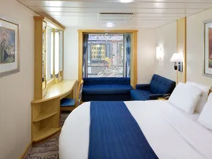 Promenade внутренняя каюта (1T) на Voyager Of The Seas
