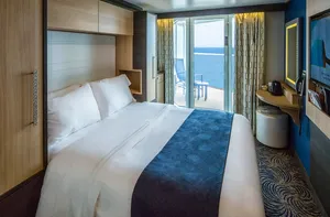 Каюта с балконом Studio на Odyssey of the Seas