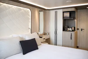 Mistral Prestige каюта с окном на Le Ponant