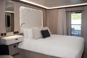 Alizés каюта с балконом на Le Ponant