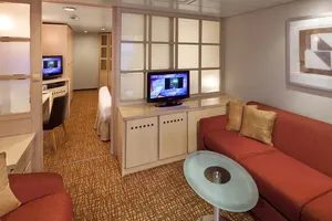 Каюта с балконом (V2) на Celebrity Constellation