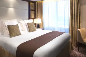 Сьют Royal (RS) на Celebrity Eclipse