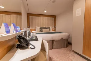 Interior stateroom на Aroya